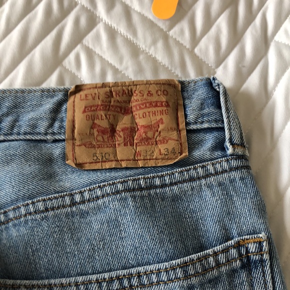 Mens Levi’s 550 relaxed fit 32x34 - Picture 2 of 6